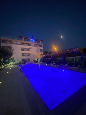 Villa Leona Palushaj